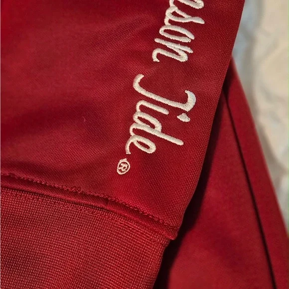 Alabama Crimson Tide Red Hoodie - Picture 4 of 7